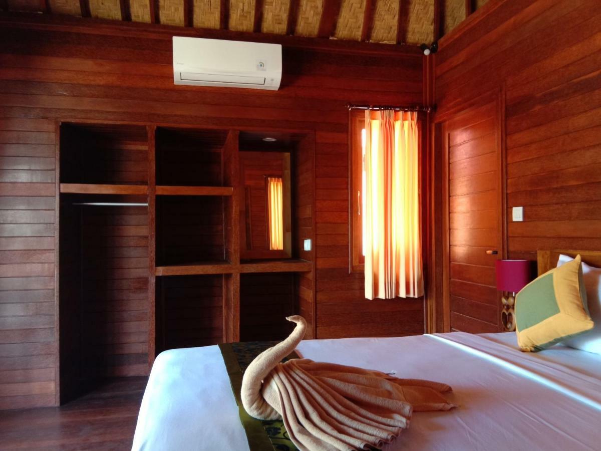Svaha Nusa Guest House Lembongan Exterior foto